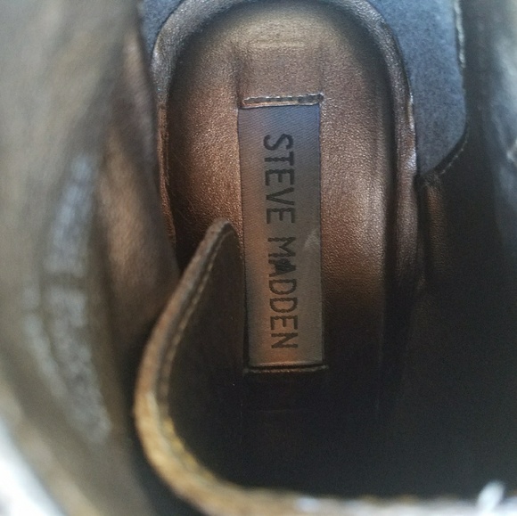 Steve Madden Brown Studded Heeled Booties - Picture 6 of 7